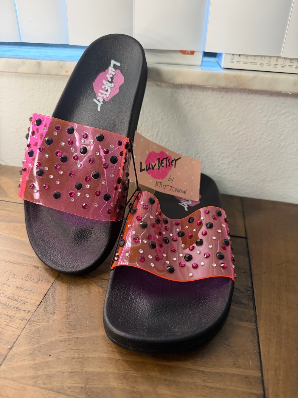Betsey Johnson irredesent pink rhinestone studded slides new size 8